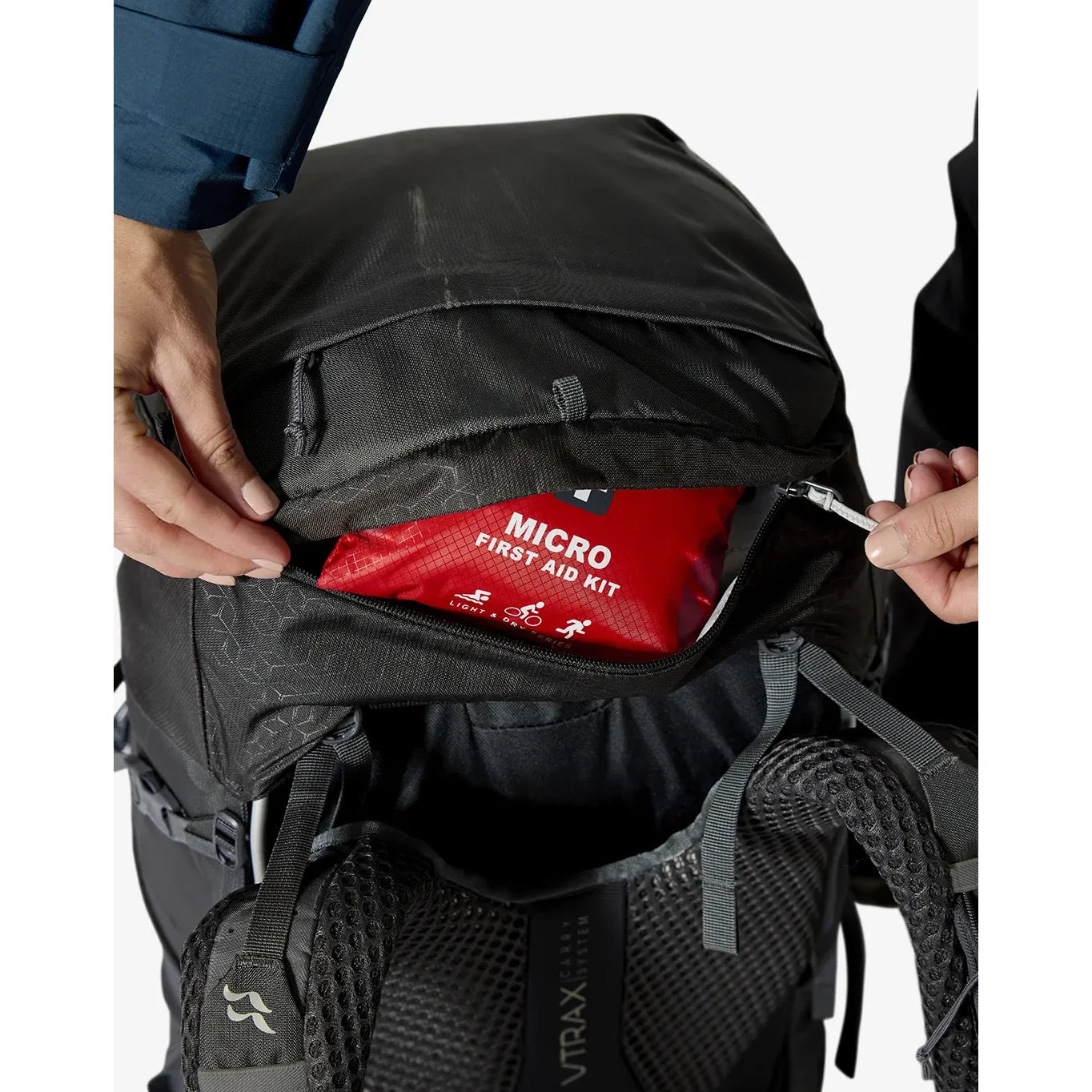 תרמיל טיולים לנשים Rab - שני כיסי צד