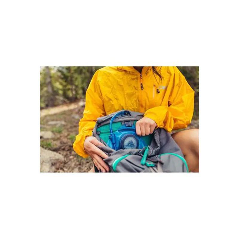 Jade 33: תרמיל קל משקל לטיולי יום