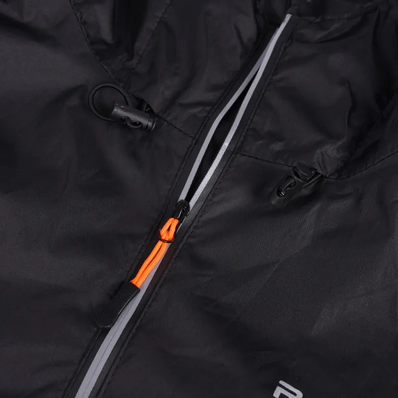 מעיל גשם Armatura: מתאים למטיילים שהגשם לא עוצר אותם