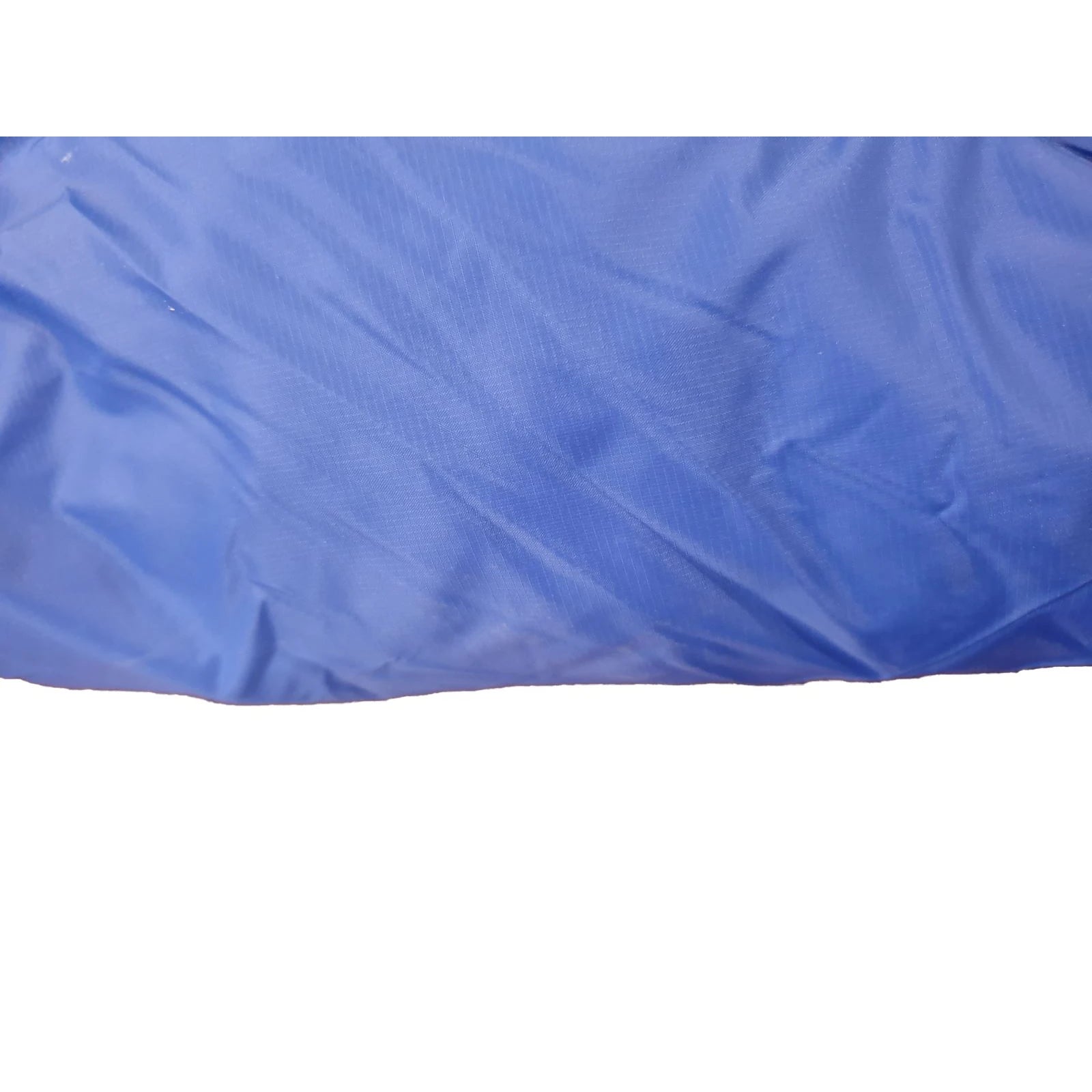 TITAN 600 שק שינה פוך דחוס: קל משקל ונוח לנשיאה בטיולים