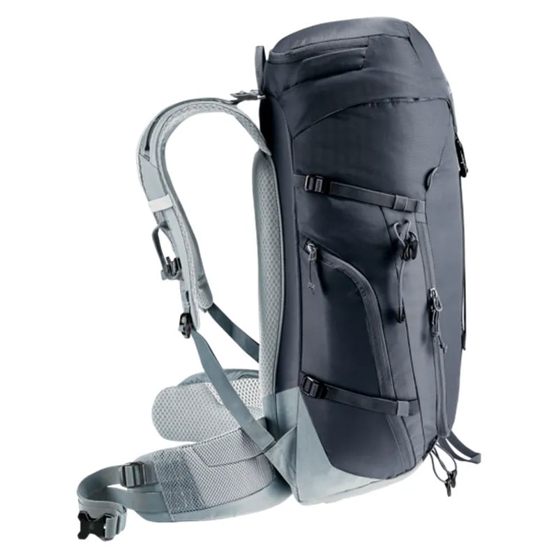 Trail 30: תא ראשי גדול עם פתיחת רוכסן קלה