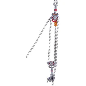 חיבור קל של טבעות וקשרי פרוסיק בגלגלת Dryad Pro