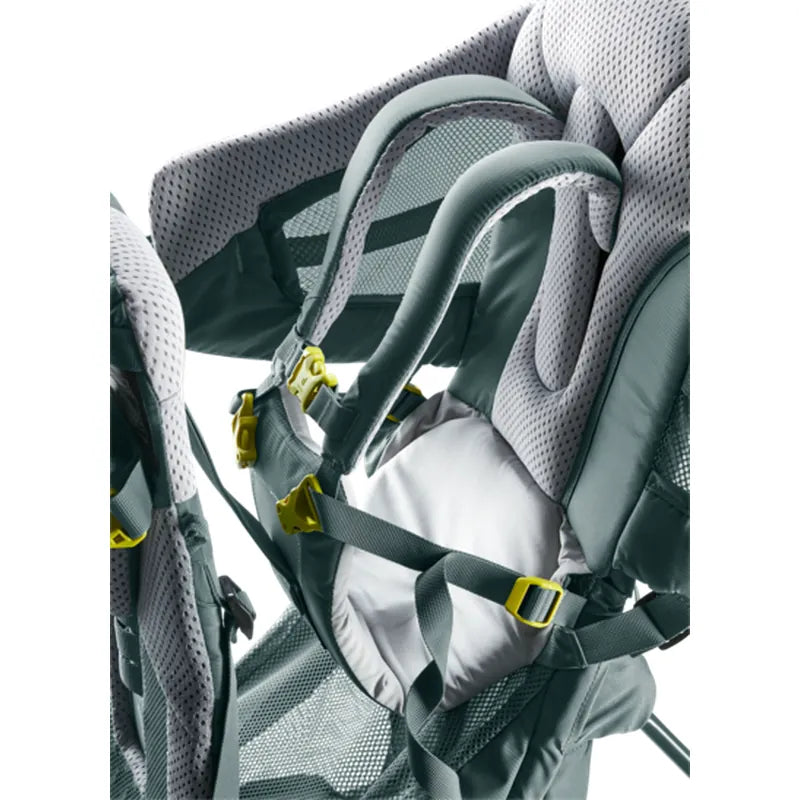 מנשא ילדים Deuter Kid Comfort Active - תא אחסון