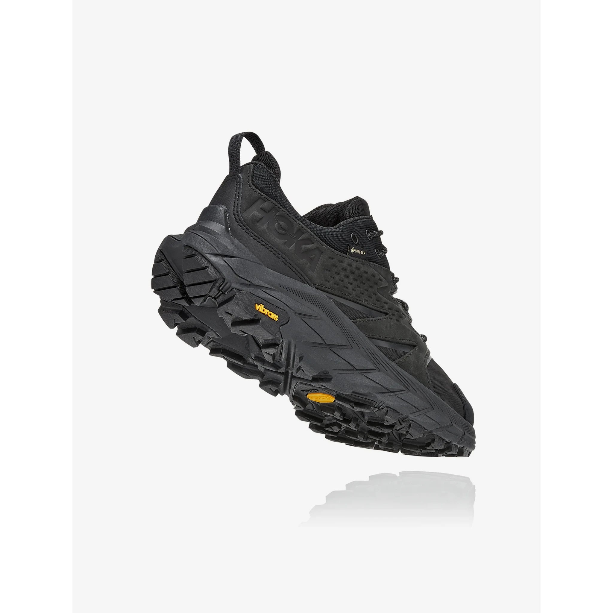 נעלי טיולים Hoka Anacapa Low GTX עם גפה מ-GORE-TEX ועור נובוק