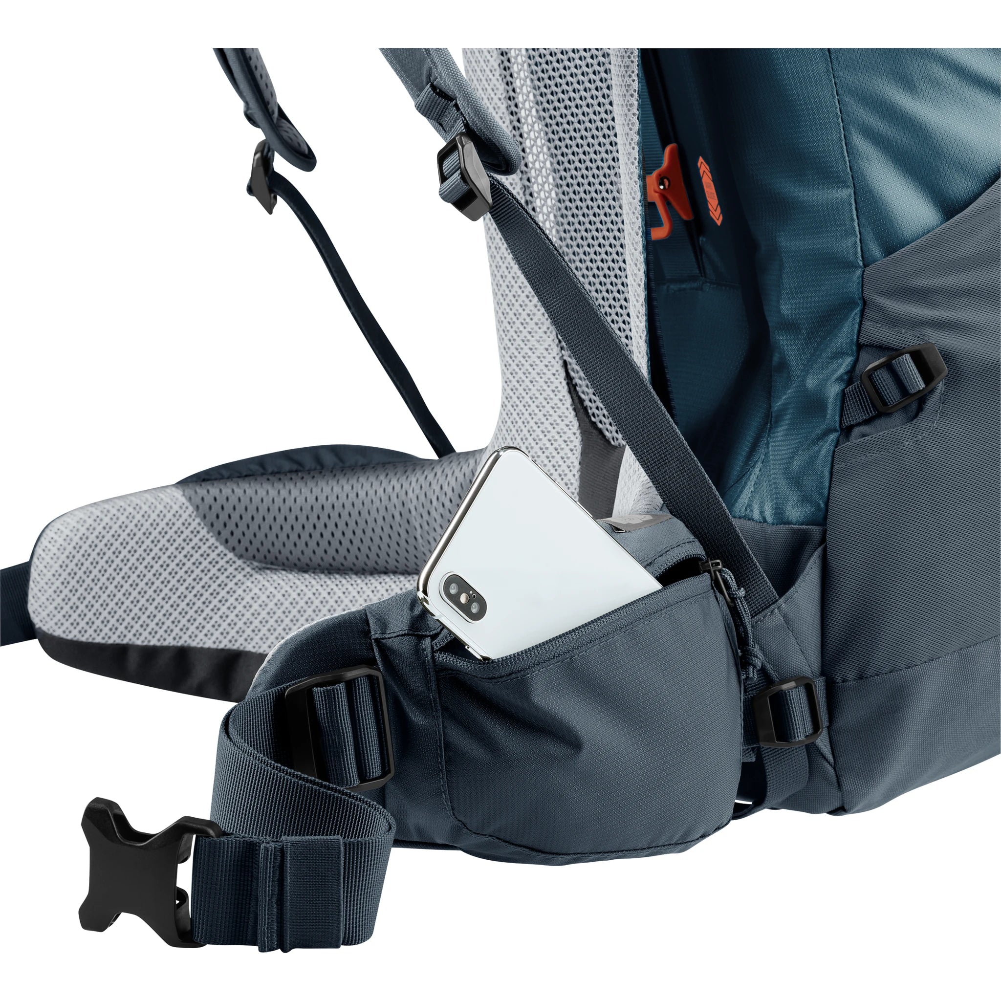 תרמיל Deuter Futura Air Trek 60+10 - לולאות חיבור לאוחז גרזן קרח