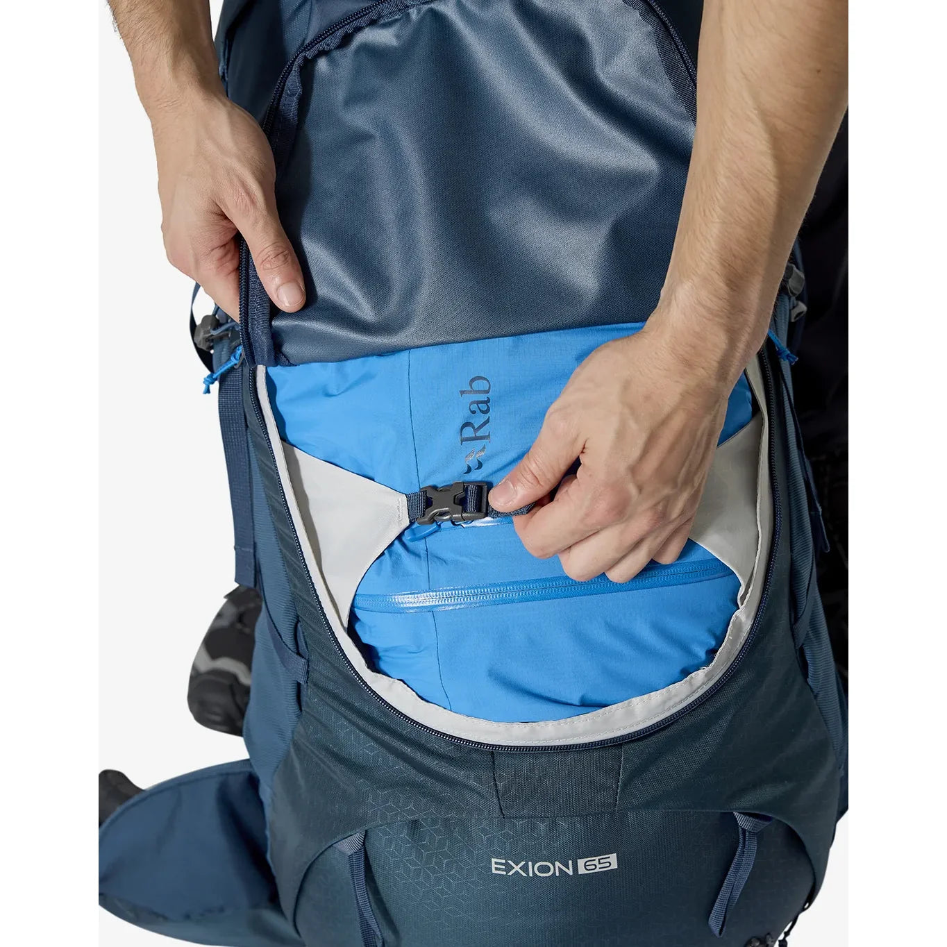 Rab Exion 65 - רצועות דחיסה פנימיות וחיצוניות לאבטחת הציוד