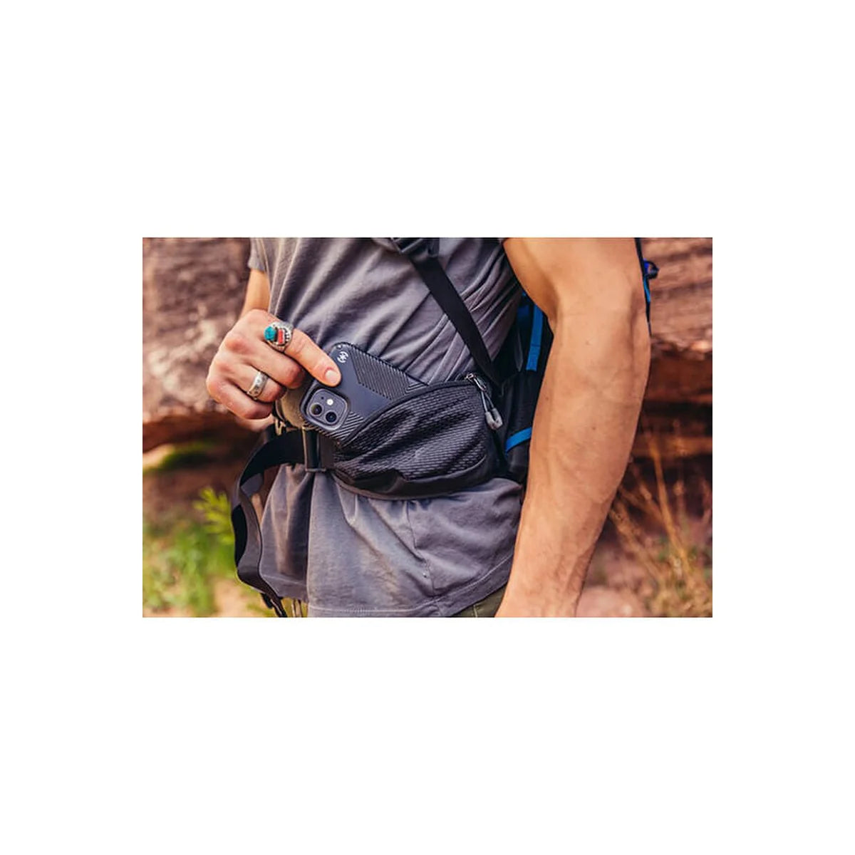 תרמיל יום Citro 24: נקודת חיבור למקלות הליכה עם סגירת באנג'י