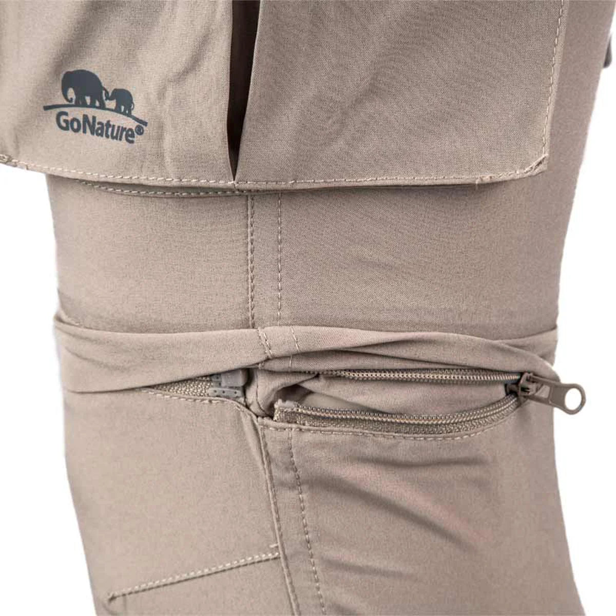 תקריב על בד סטרץ' מנדף של מכנסי Kalahari