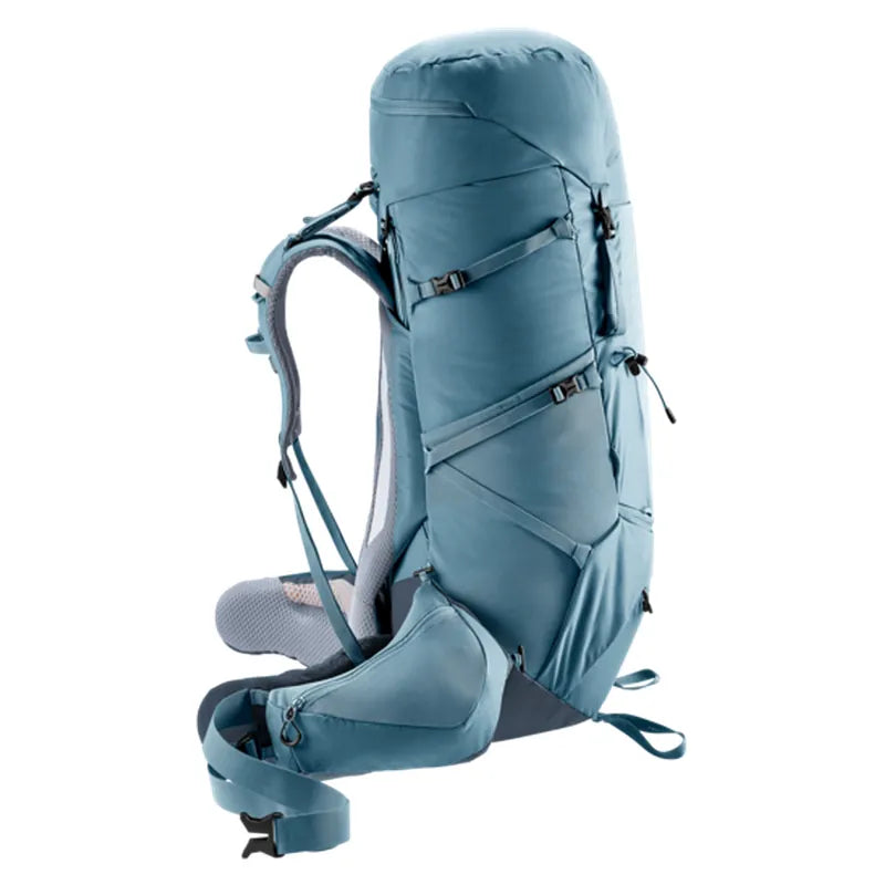 תרמיל טיולים Deuter Aircontact Core 60+10, רוכסן J לגישה נוחה
