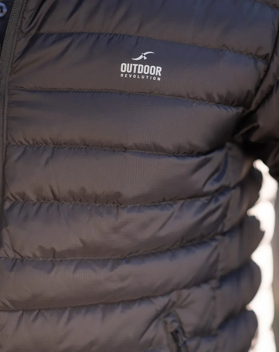 בטנה כסופה מבודדת חום במעיל פוך Bryant