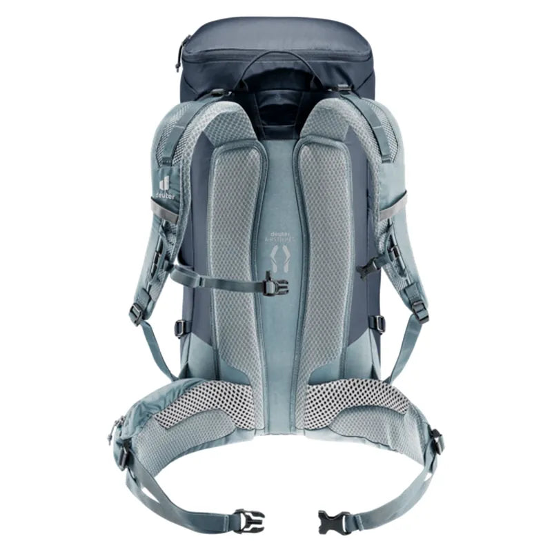 תרמיל טיולים Deuter Trail 30: רצועות כתף Active Fit ארגונומיות