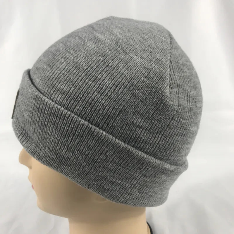 וריאציה של כובע חורף Knit Winter Trailhead - צבע שונה