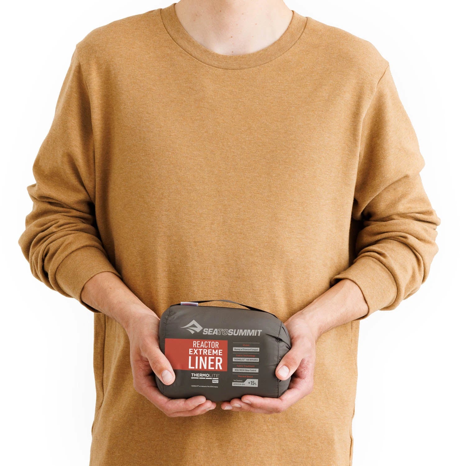 ליינר תרמולייט אדום Reactor Extreme של Sea to Summit לשיפור חום בשק"ש.