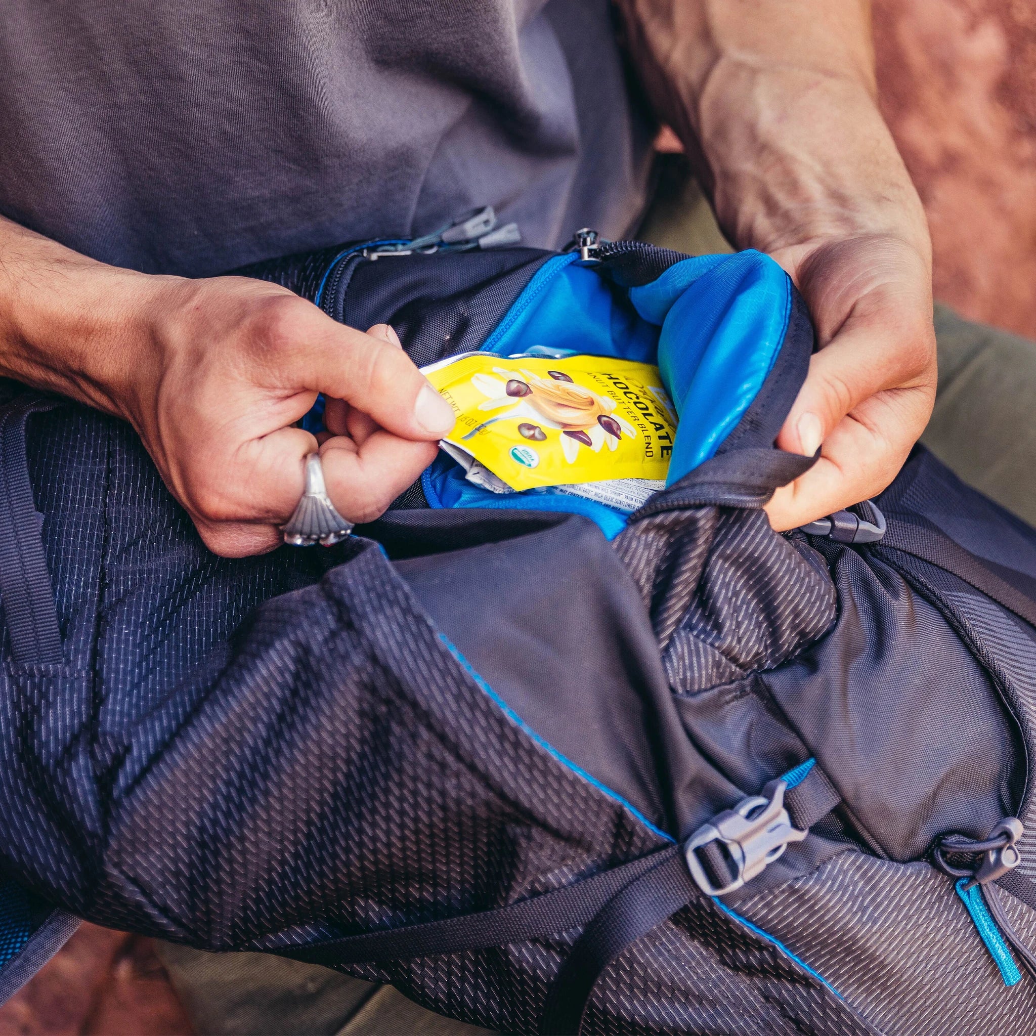 Citro 30: רצועת חזה עם משרוקית חירום מובנית