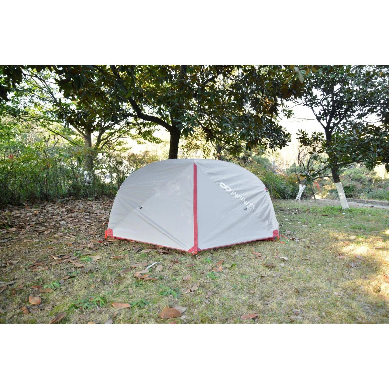 אוהל Kruger 2: בד ריפסטופ 210T עמיד במים