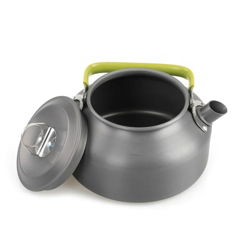 קומקום KettleCook 0.8 Trailhead: קל לניקוי, גם אחרי קפה שחור חזק.