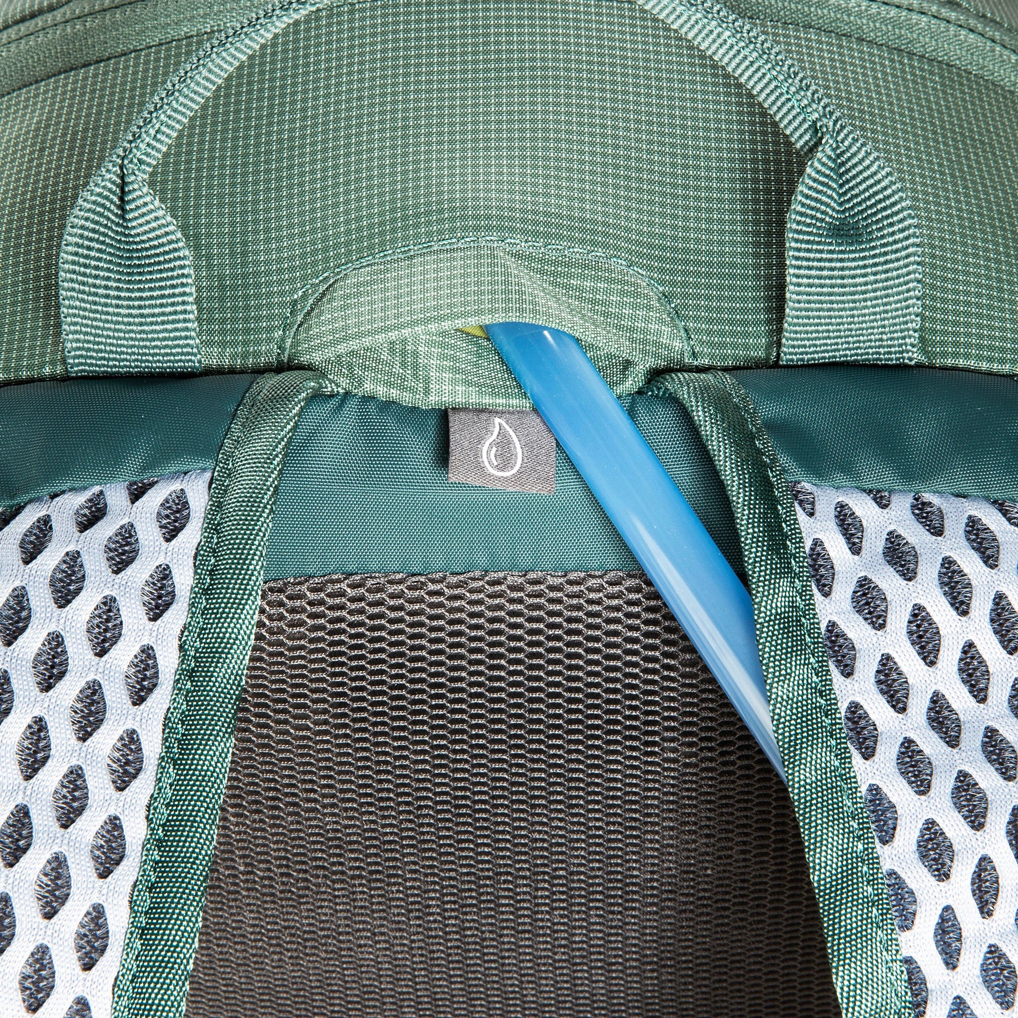 Active Pack 15 - תא ראשי מרווח בנפח 15 ליטר